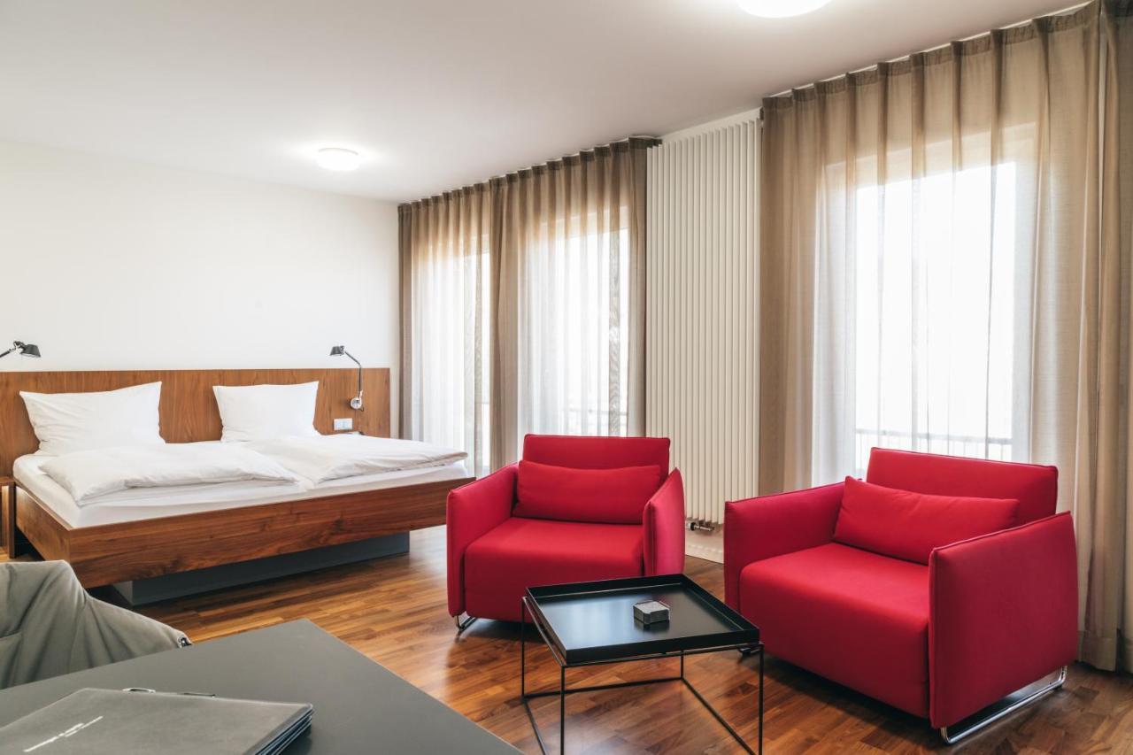 Consulat Des Weins Hotel Sankt Martin Bagian luar foto