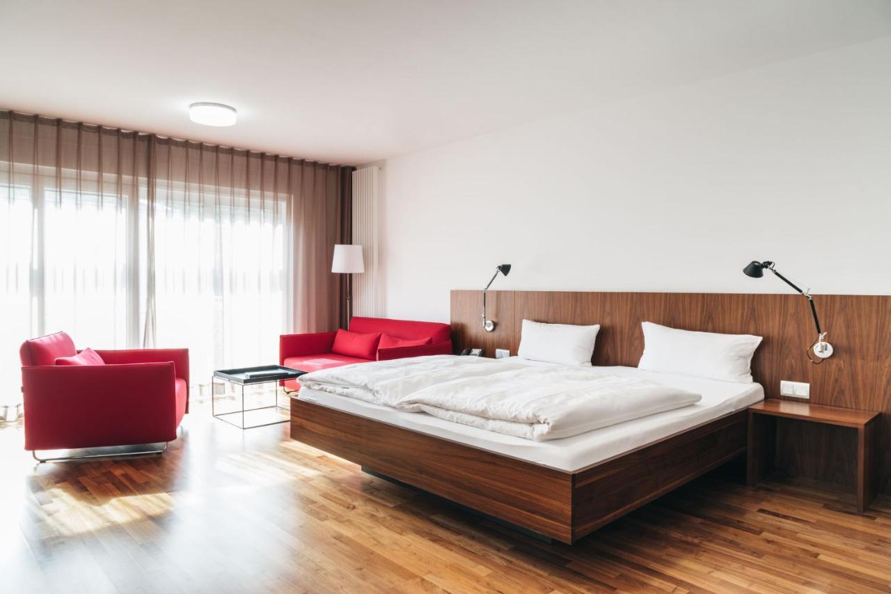 Consulat Des Weins Hotel Sankt Martin Bagian luar foto